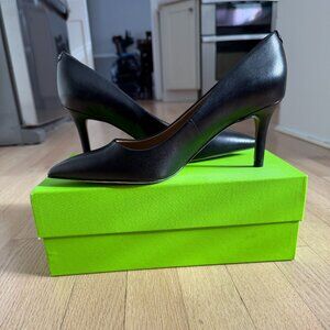 Sam Edelman Vienna Black Leather Pumps – Size 8M (NWT)